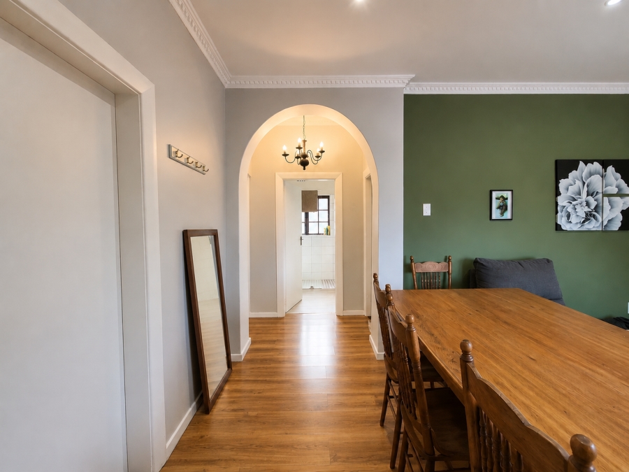 2 Bedroom Property for Sale in Wynberg Western Cape